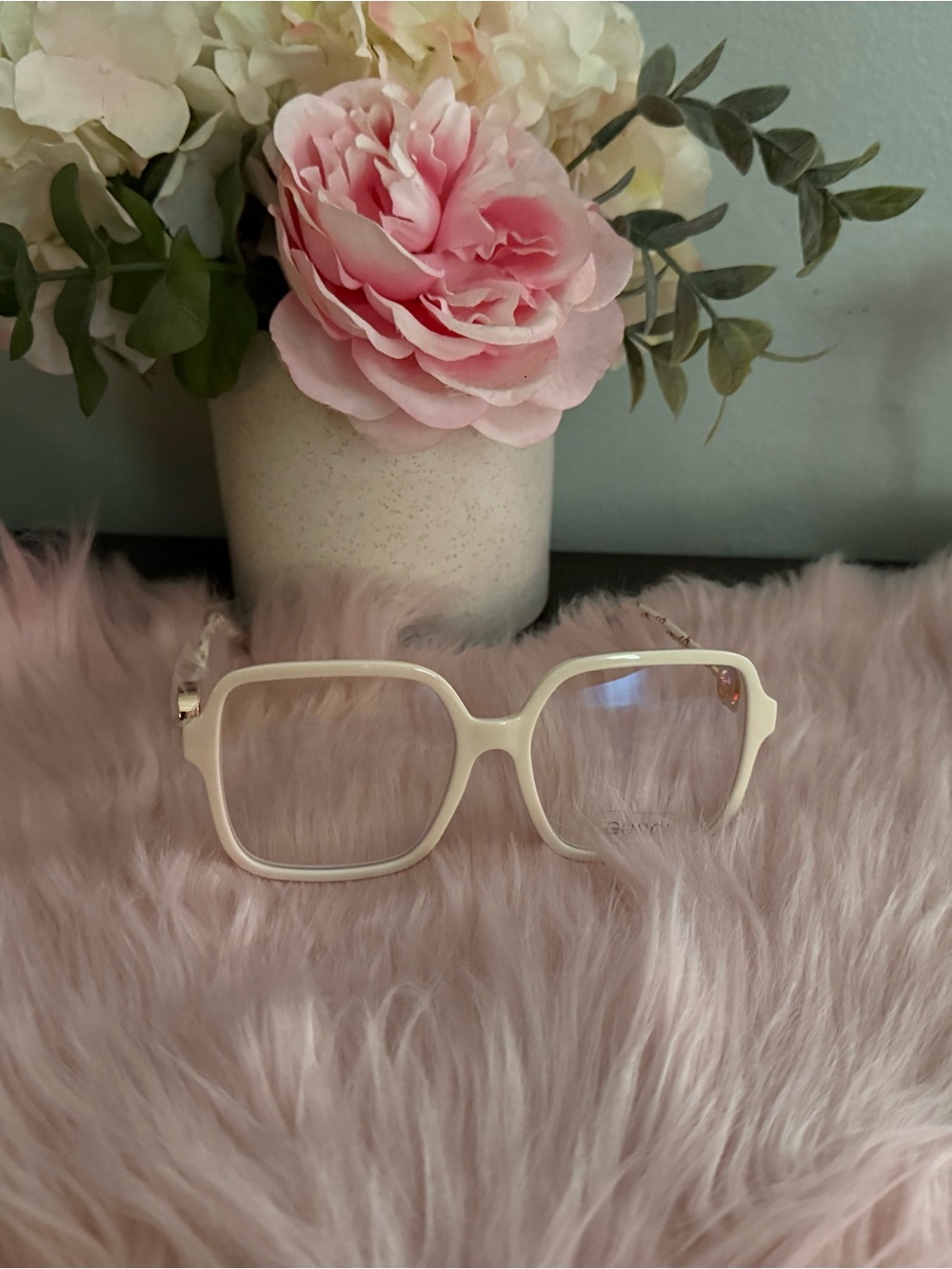 Women's Oversized Square Glasses in White - Fashion Eyewear